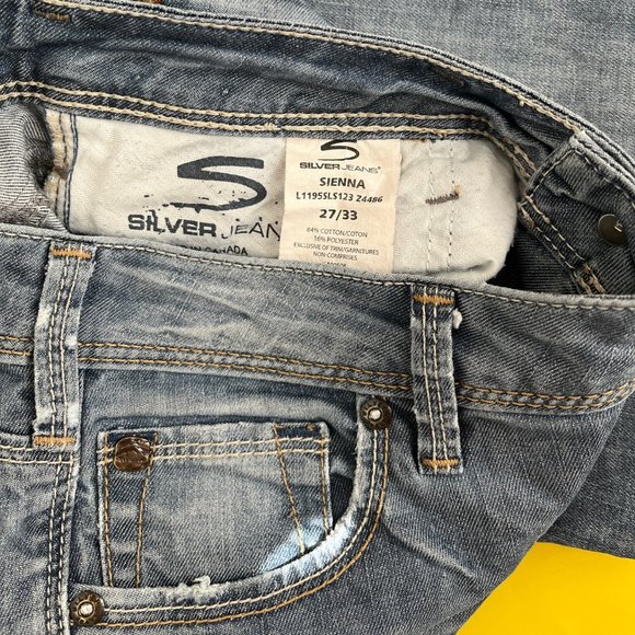 Silver Sienna Skinny Jeans, Light Wash, Size 27 - Picture 7 of 10